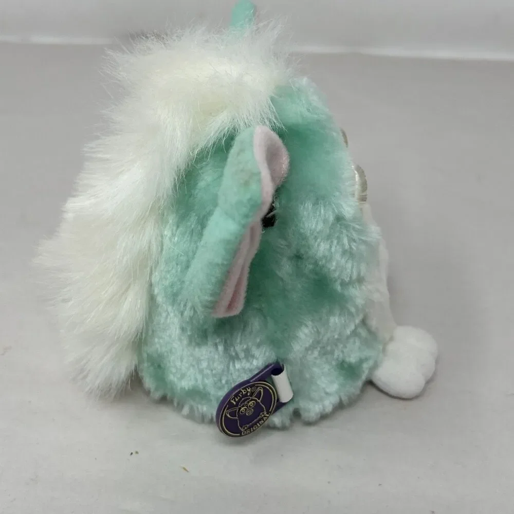 Vintage 1999 Tiger Electronic Furby Babies Model: 70-940 Mint Green w/Tags Works